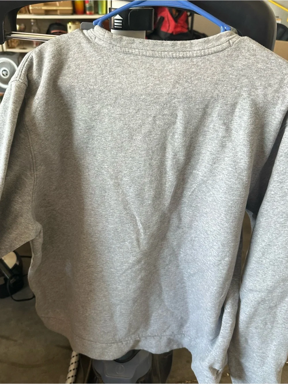 This is an Under Armour Men's Rival Fleece 2.0 Crew Pullover in Heather Gray fea